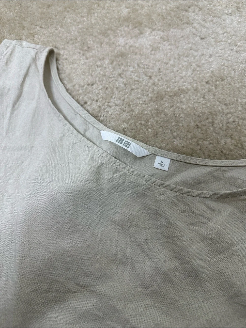 Uniqlo Linen Blend Blouse in Natural Color Size Large